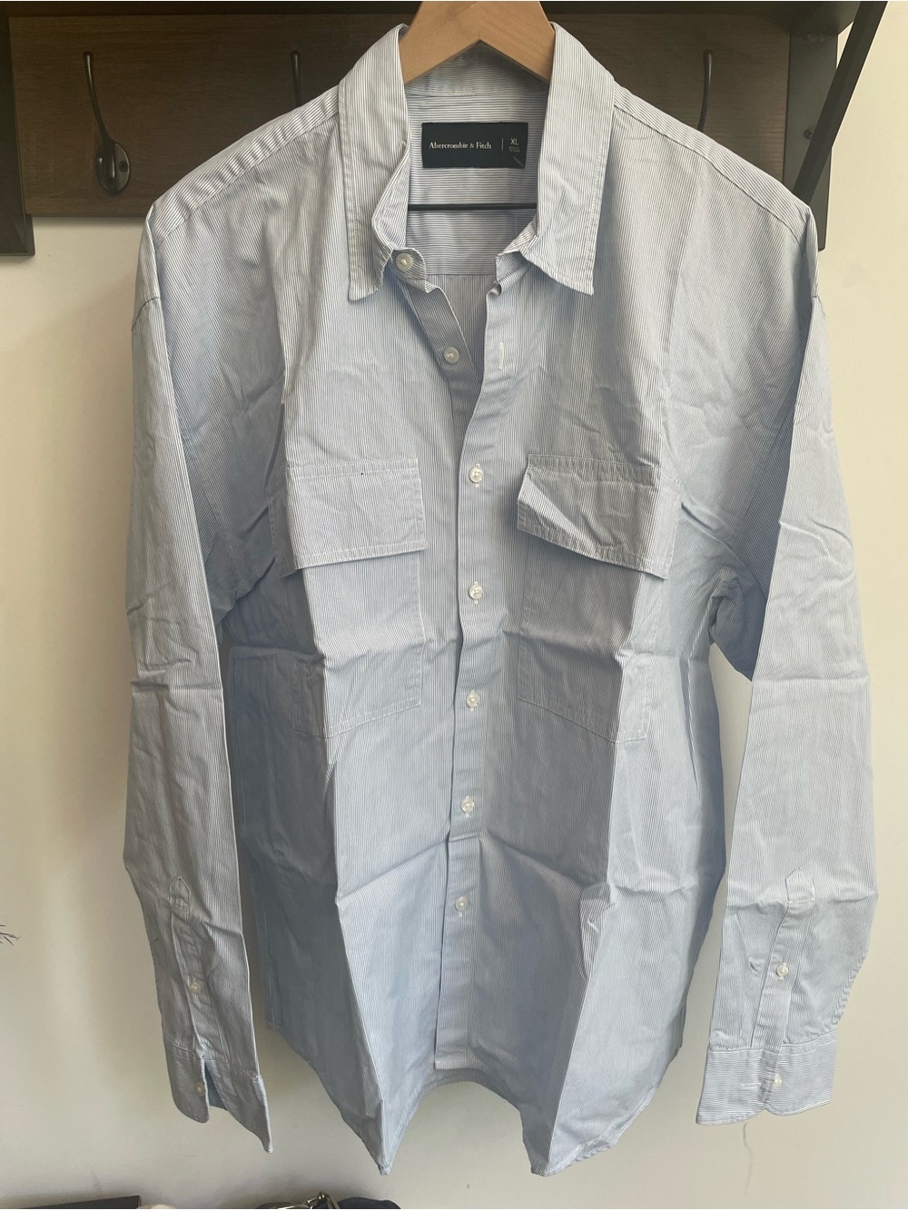 Abercrombie & Fitch Light Blue Men's Casual Button-Down Shirt